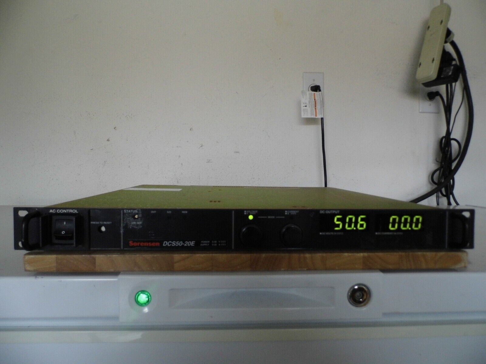 Sorensen DCS50-20E M93 Programmable DC Power Supply 50V, 20A (4 in stock) Sorensen DCS50-20E M93 Programmable DC Power Supply 50V, 20A (4 in stock)